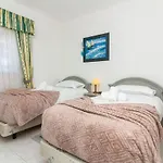 Apartmán Palm View Escape *