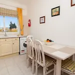 Apartmán Palm View Escape *